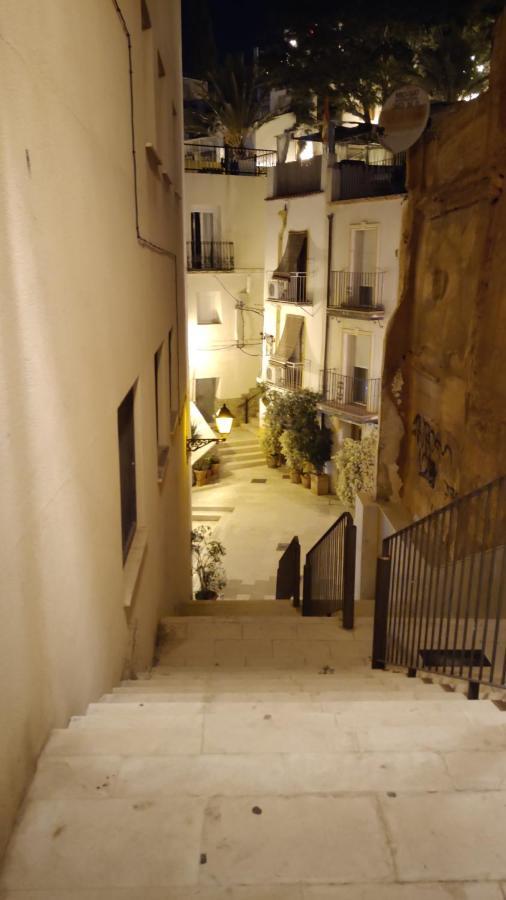 Charming Apartment In Alicante Near The Sea & City Center Extérieur photo